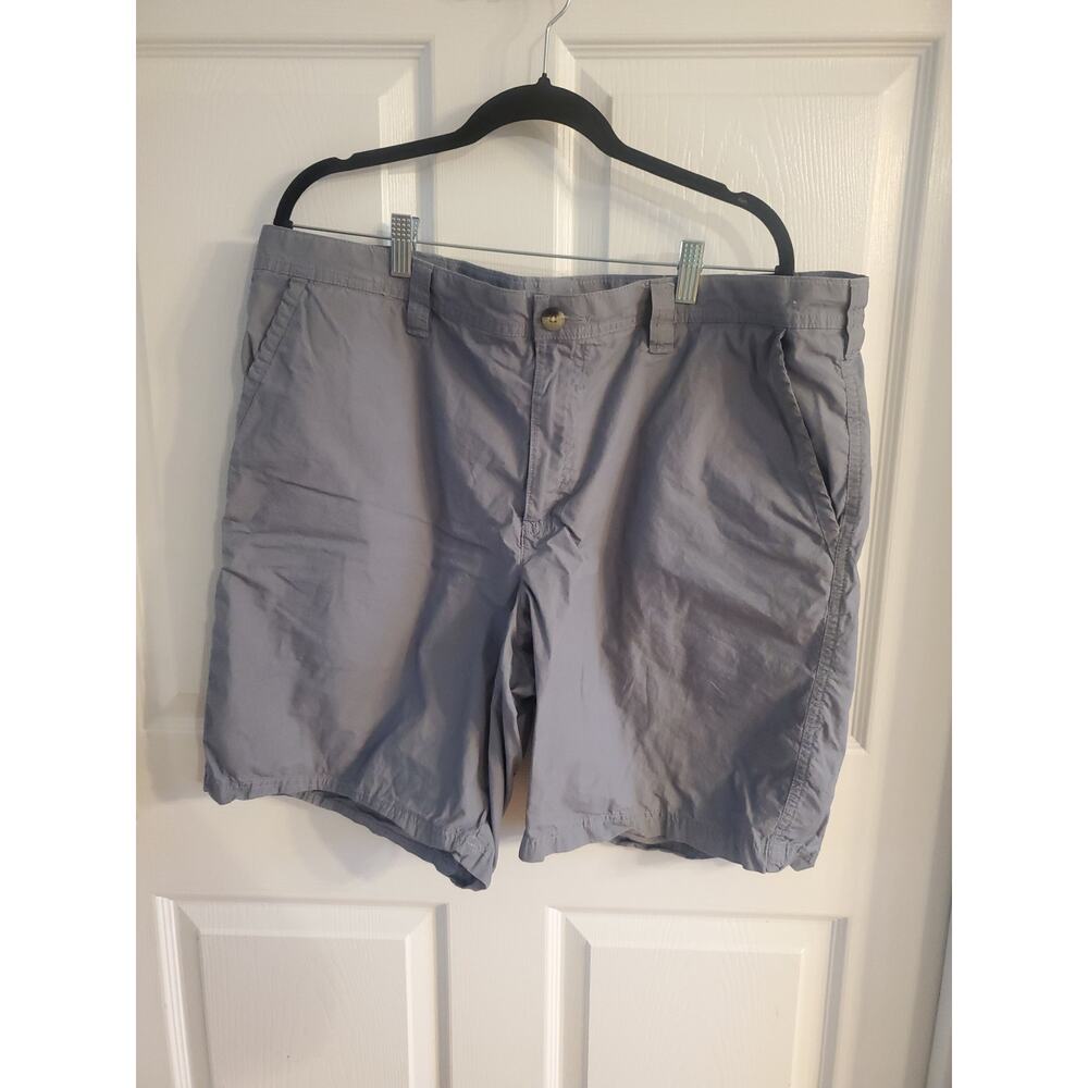 Columbia Grey Men's Shorts. Size 40/10. #68